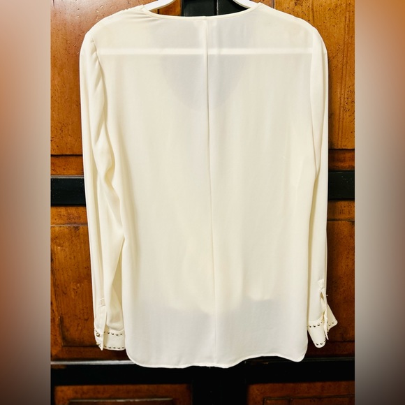 *Sold*Cache Blouse - Picture 3 of 4